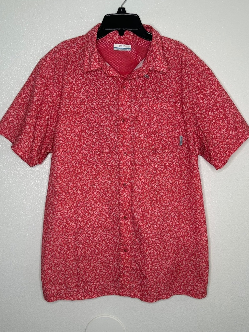Columbia Mens Coral Red PFG Omni-shade Patterned Button Up Shirt Size M EUC